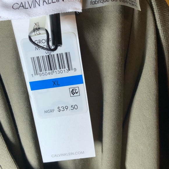 NWT Calvin Klein T - Picture 4 of 5